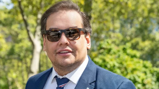 全国十大配资平台 美国前众议员涉欺诈案即将宣判 曾在疫情期间窃取失业救济金